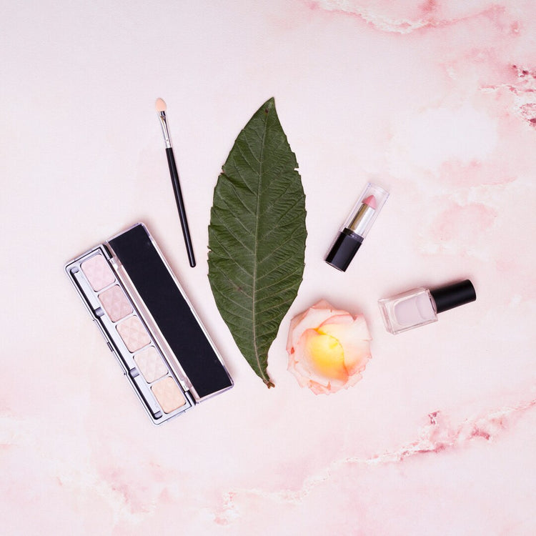 Dekorative Kosmetik
